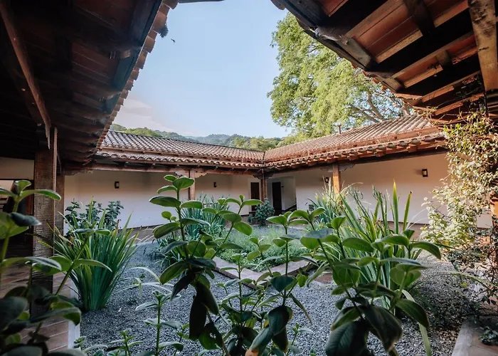 Hotel Torrontes